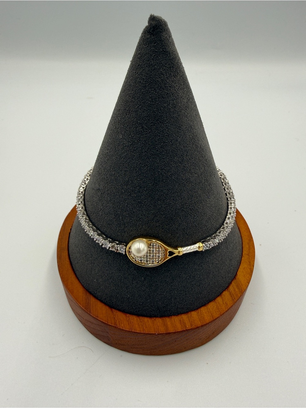 Elegant Pearl Tennis Bracelet with Gold Tennis Racket Accent